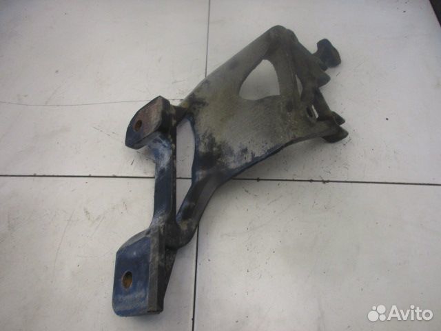 Кронштейн глушителя Scania P, G, R series