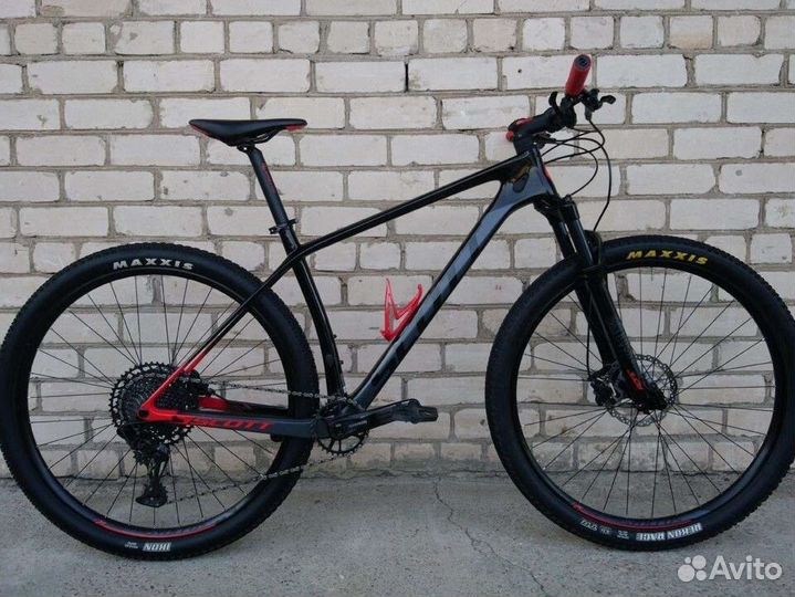 Карбоновый Scott Scale 940