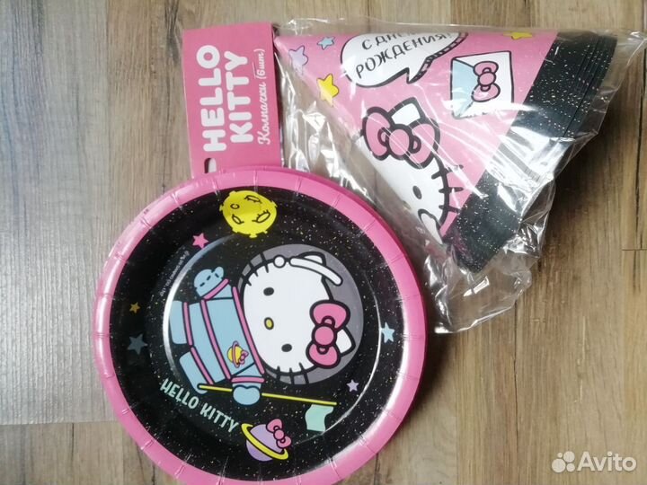 Продаю колпачки Хеллоу Китти