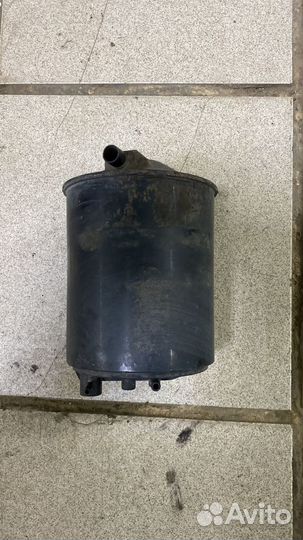 Абсорбер Mitsubishi Pajero 2