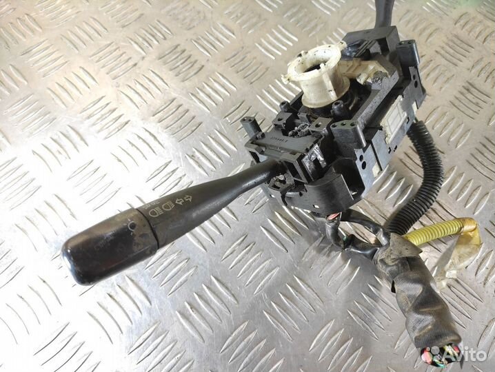 Переключатель подрулевой Daihatsu Atrai 7