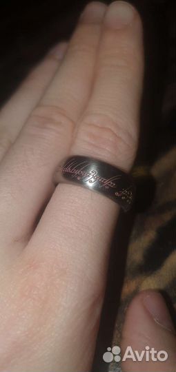 Титановое кольцо