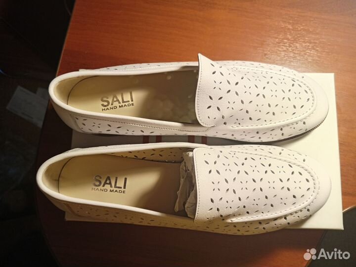 Мокасины с перфорацией Sali 39