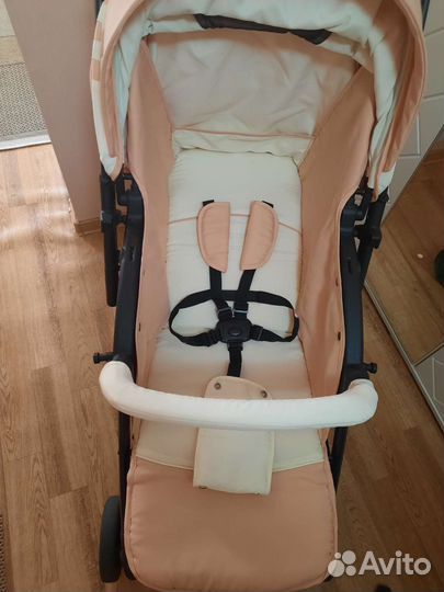 Коляска удобная и большая