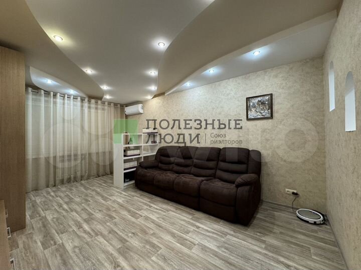 3-к. квартира, 82 м², 7/10 эт.