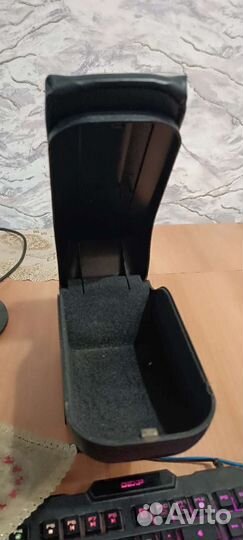 Подлокотник для Опель Астра H