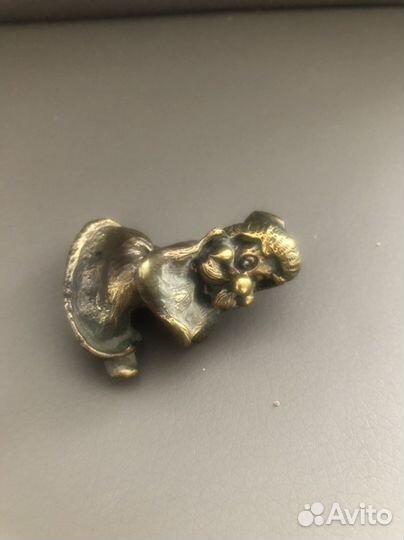 Фигурки метал