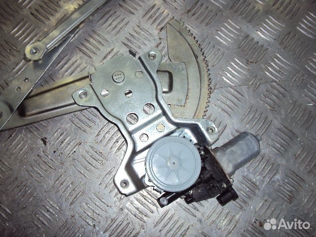 Стеклоподъемник SX4 (06-13) пер L электро б\у