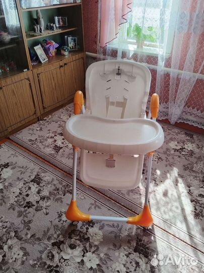 Стул для кормления