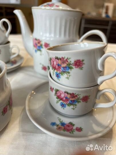 Фарфоровый кофейный сервиз