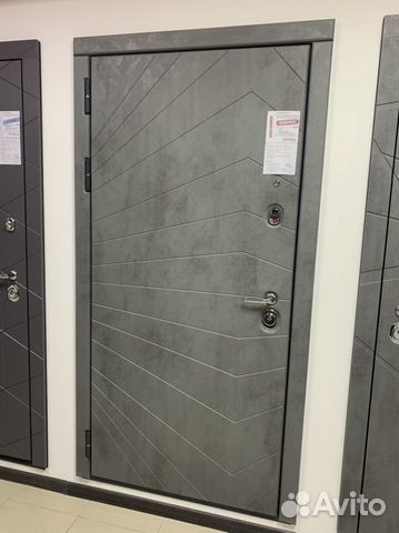 Дверь премиум с зеркалом