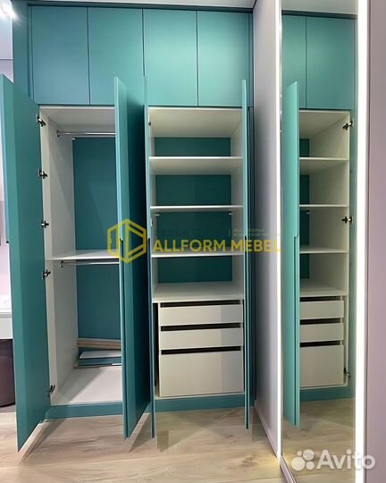 Шкаф распашной на заказ