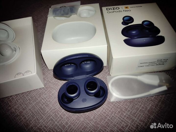 Dizo GoPods Neo realme TechLife DA2105