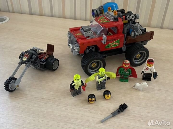 Lego Hidden side 70421