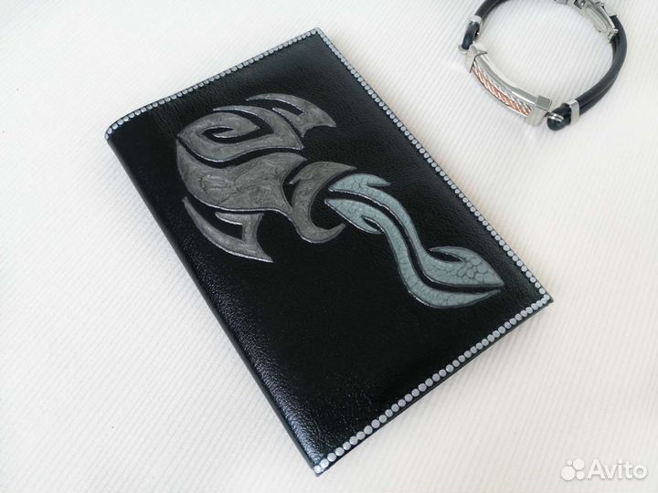 Обложка для паспорта кожаная