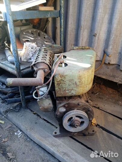 Мотор бензиновый уд-2