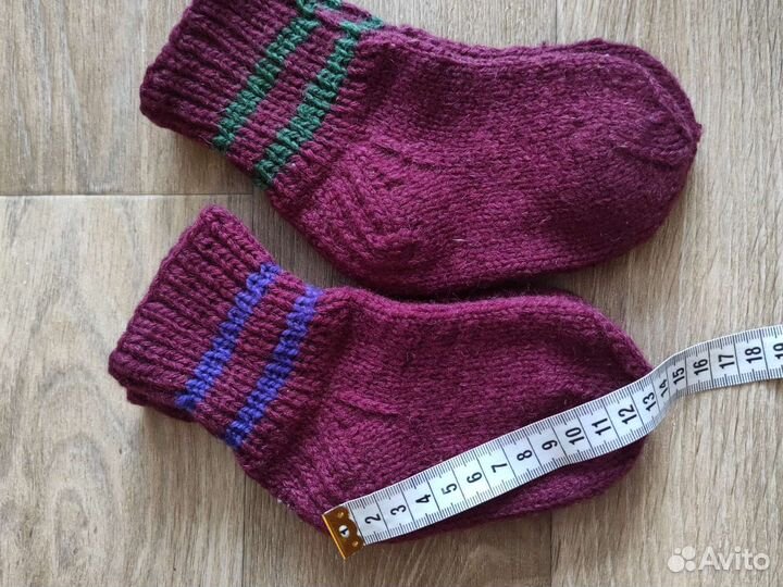 Носки и варежки вязаные детские