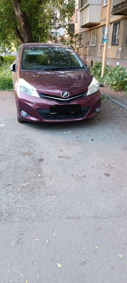Toyota Vitz: фото владельца