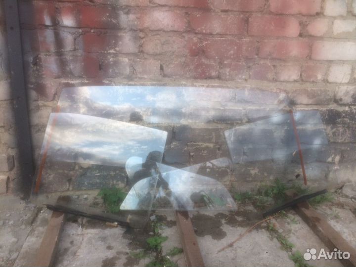 Продам автостекла ваз