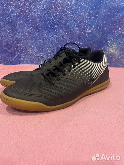 Футзалки kipsta