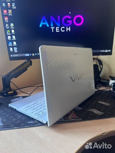 Ноутбук sony vaio