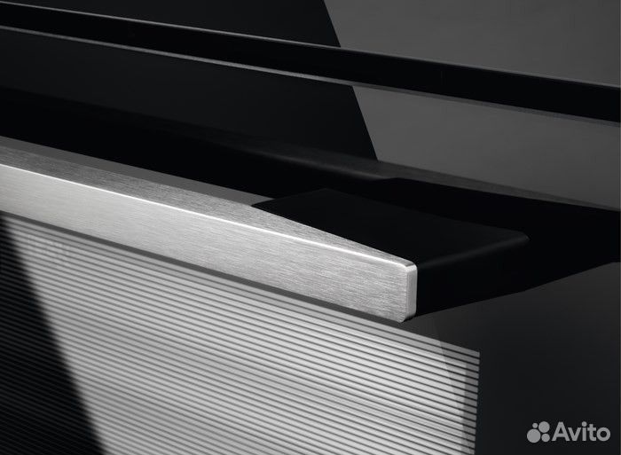 Духовой шкаф Electrolux OKE5H71X Новый