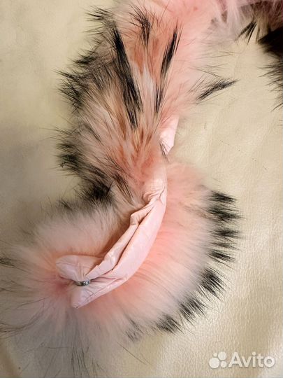 Пакетом. Меховой воротник, помпон