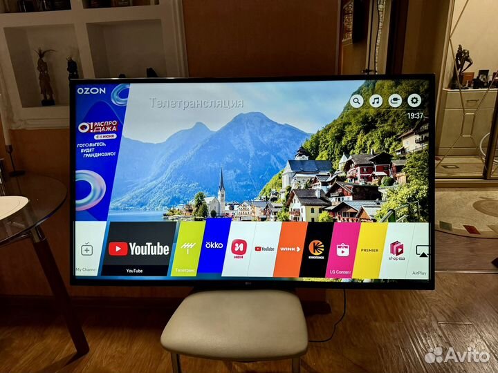 Смарт телевизор LG 55''