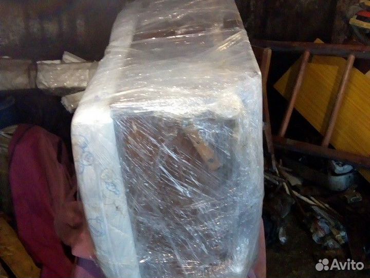 Продам детскую кроватку