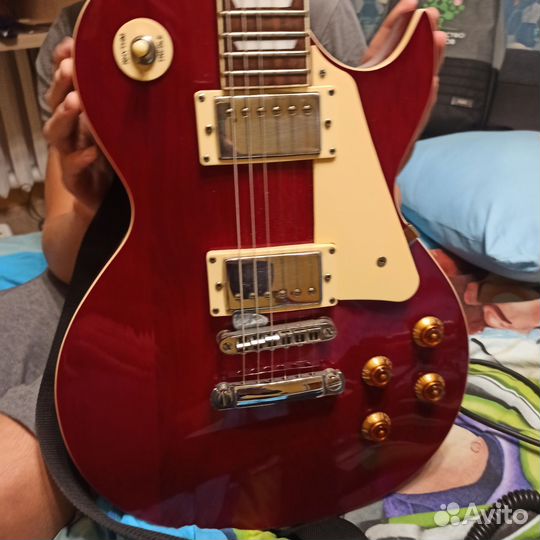 Электрогитара