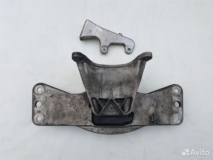 Опорная балка коробки передач BMW e60 e61