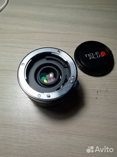 Телеконвертор M-AFi 2X tele plus MC7