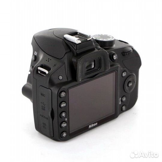 Nikon D3200 body новый