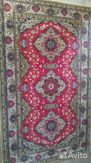 Ковер шерстяной