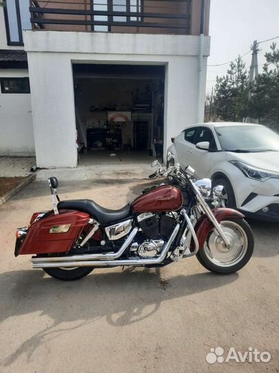 Honda Shadow VT1100 Sabre