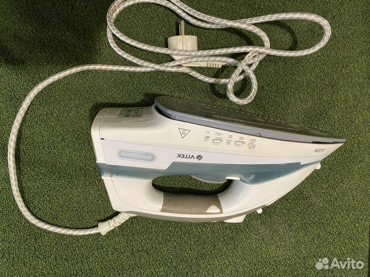 Утюг Vitek