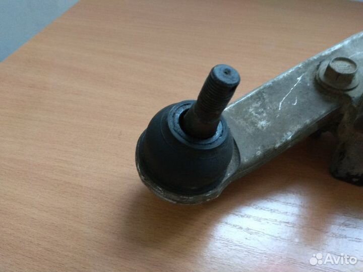 Рычаг передний левый нижний Nissan X-Trail (T30)