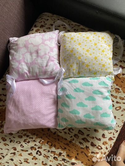 Бортики подушки в детскую кроватку