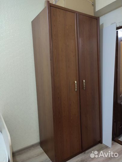 Продам шкаф бу