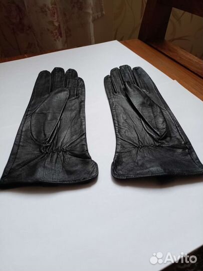 Перчатки женские кожаные демисезонные