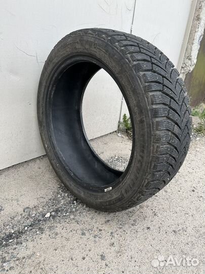 Michelin X-Ice North 4 235/45 R18