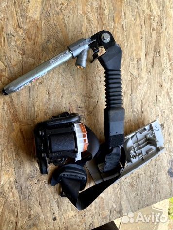 Ремень безопасности левый Nissan Qashqai J11