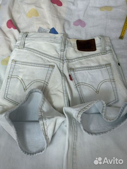Джинсы levis