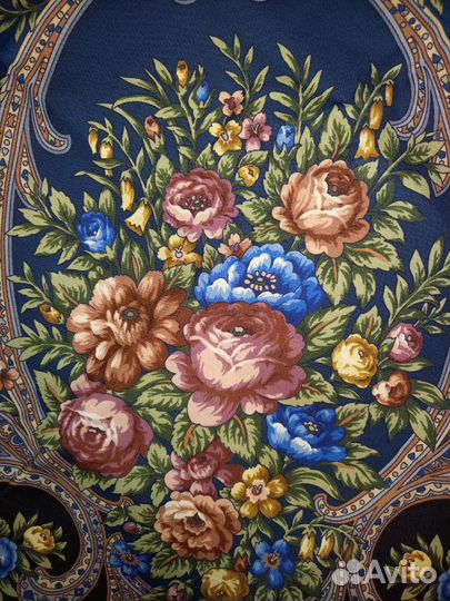 Павловопосадский платок шаль Русские сезоны