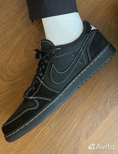 Nike air jordan 1 travis scott black phantom