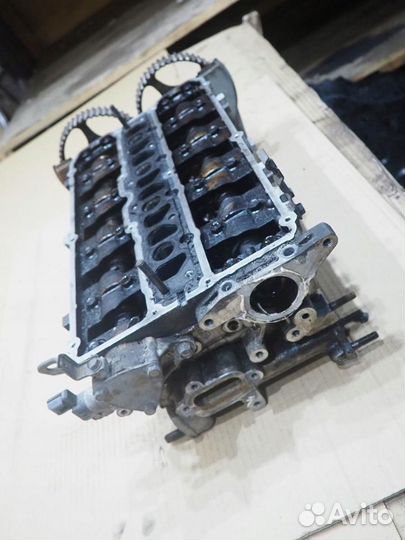 Головка блока цилиндров 4G64 GDI Мицубиси шариот