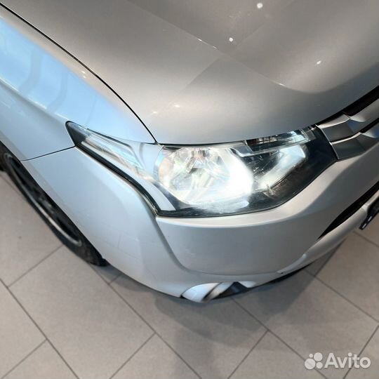 Mitsubishi Outlander 2.0 CVT, 2013, 254 054 км