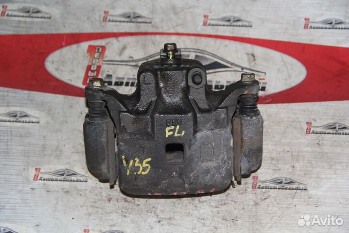 Суппорт перед лево c Nissan Skyline V35 VQ25DD