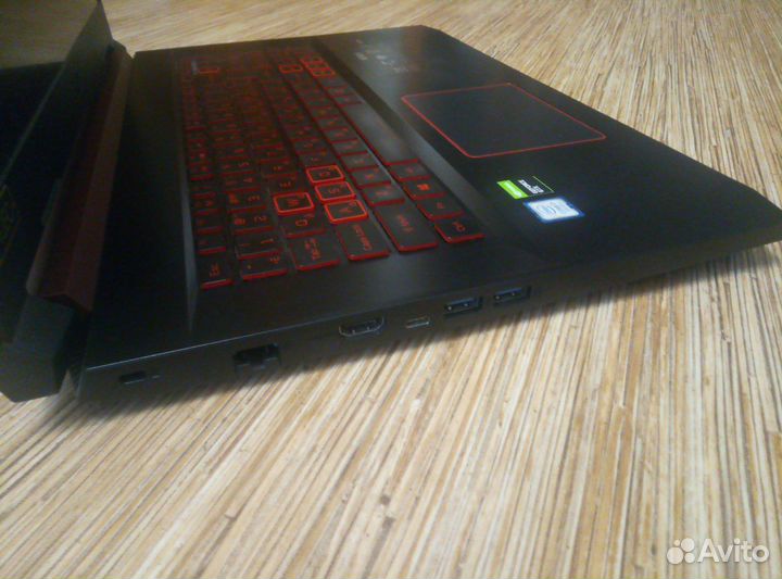 Acer Nitro 5 i7 9750H DDR 4 16Gb GTX1050 SSD256Gb