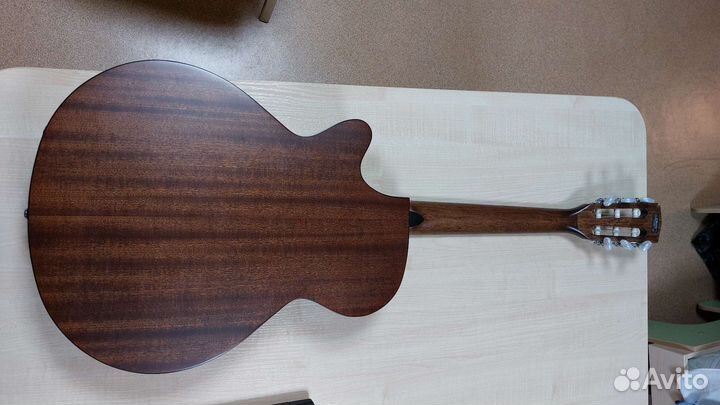 Электроакустическая гитара классика Cort CEC3 NS